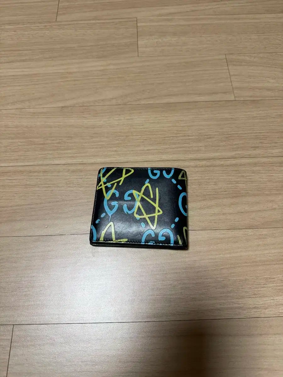 GUCCI(グッチ) ゴースト 二つ折り財布