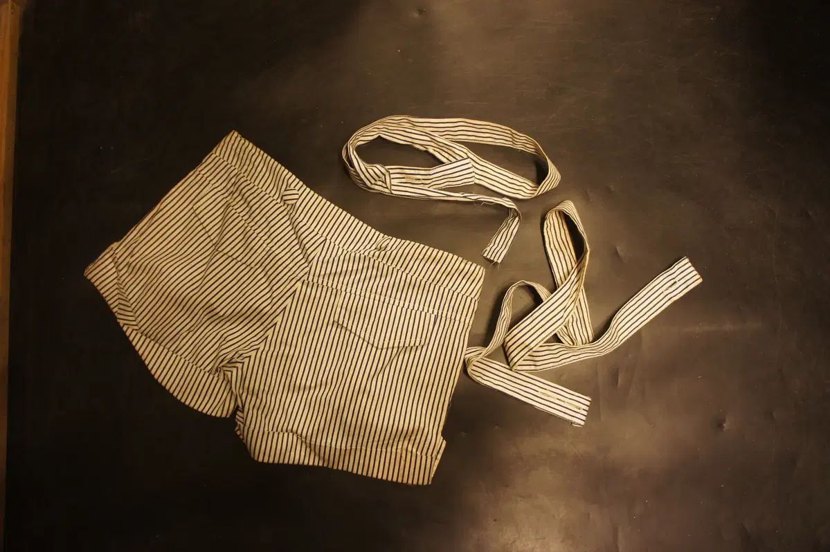 チェック柄スカート