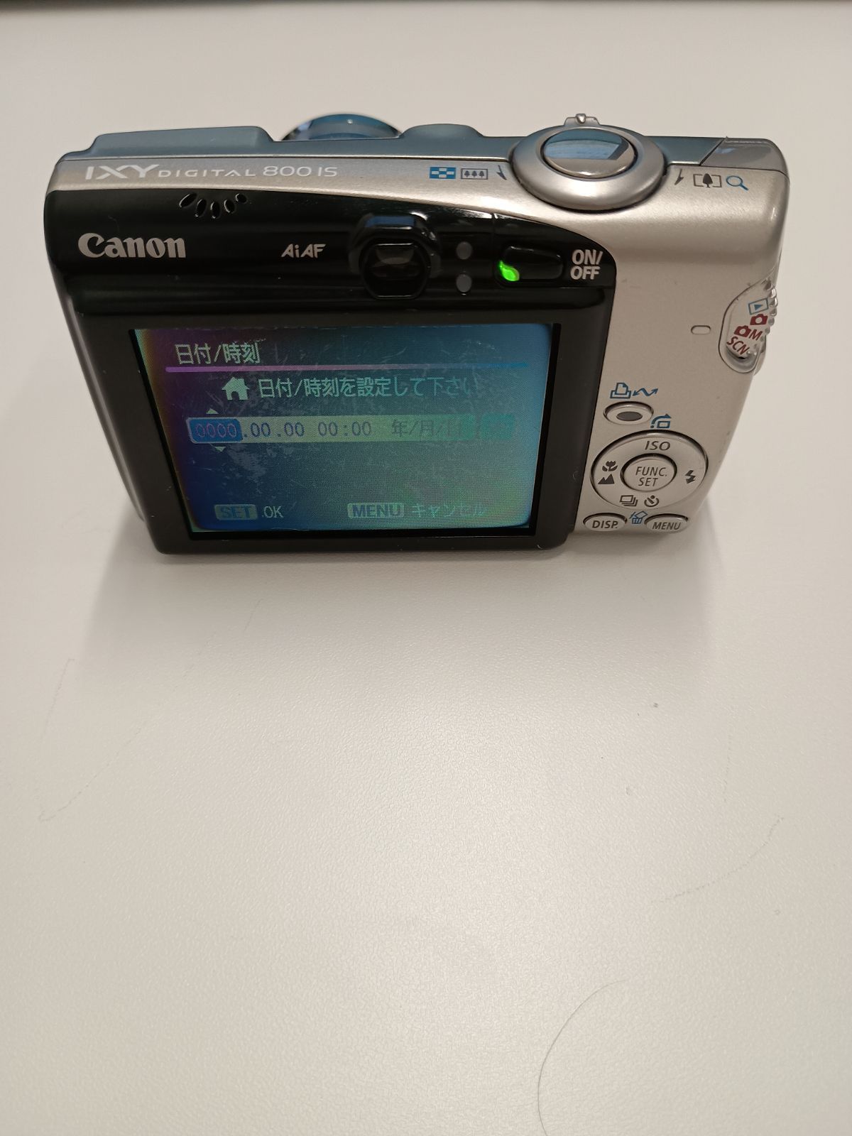 Canon IXY DIGITAL 800 IS 本体と付属品 コンパクトデジタルカメラ】IXY DIGITAL 800 IS機種仕様