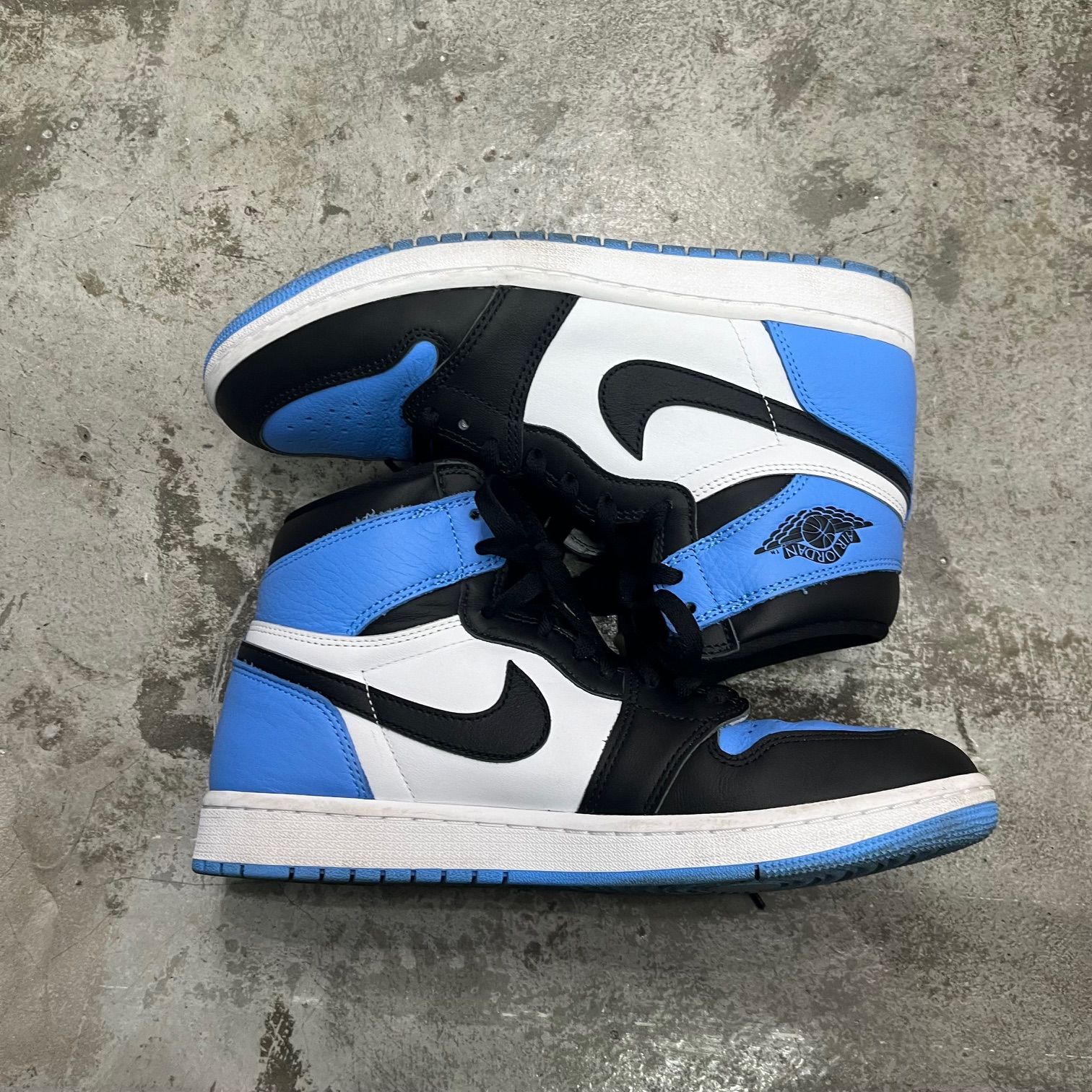 国内正規 Nike Air Jordan 1 Retro High OG University Blue UNC Toe 