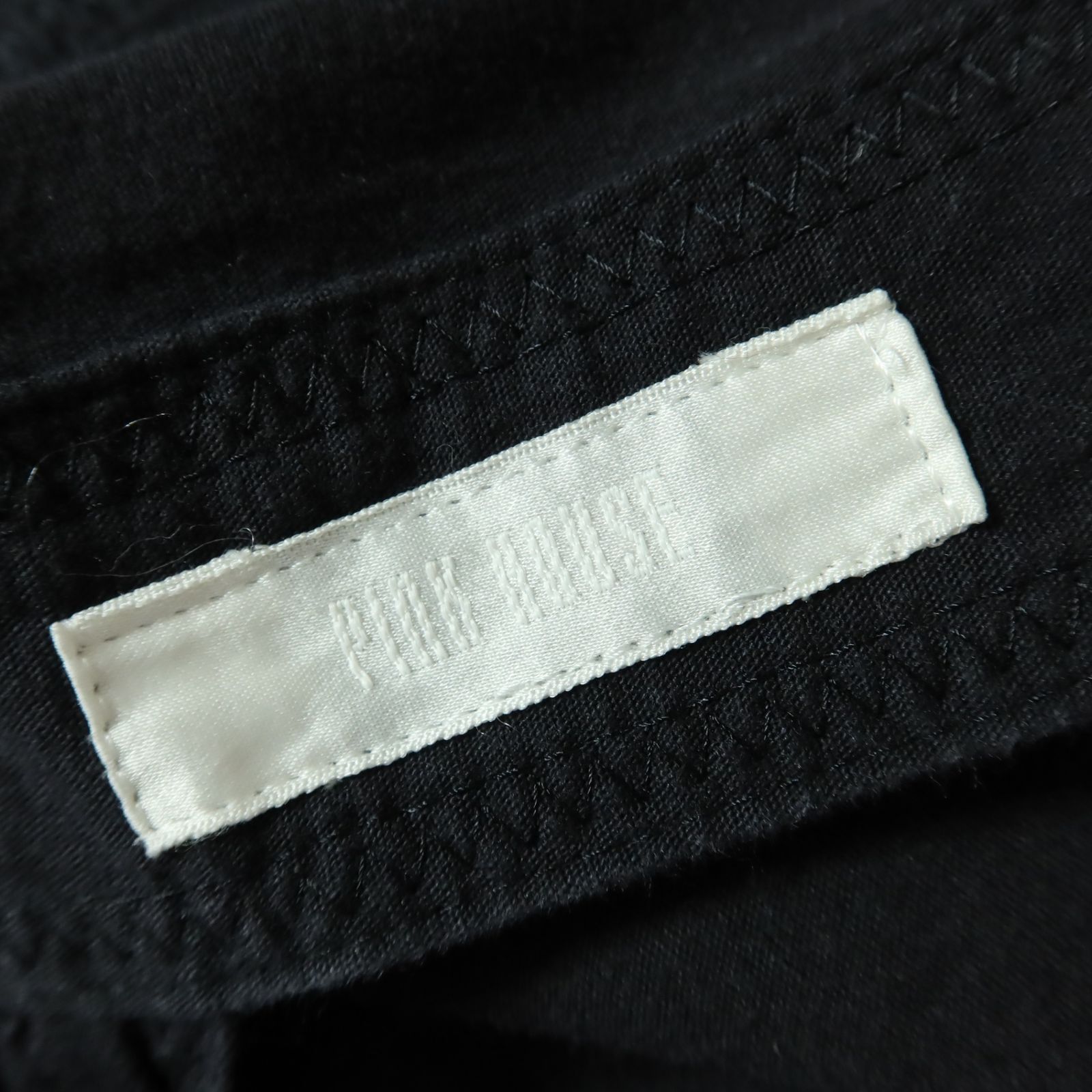 ピンクハウス☆リボン付き♪ジャンスカ風エプロン 黒系 ロゴとお花の