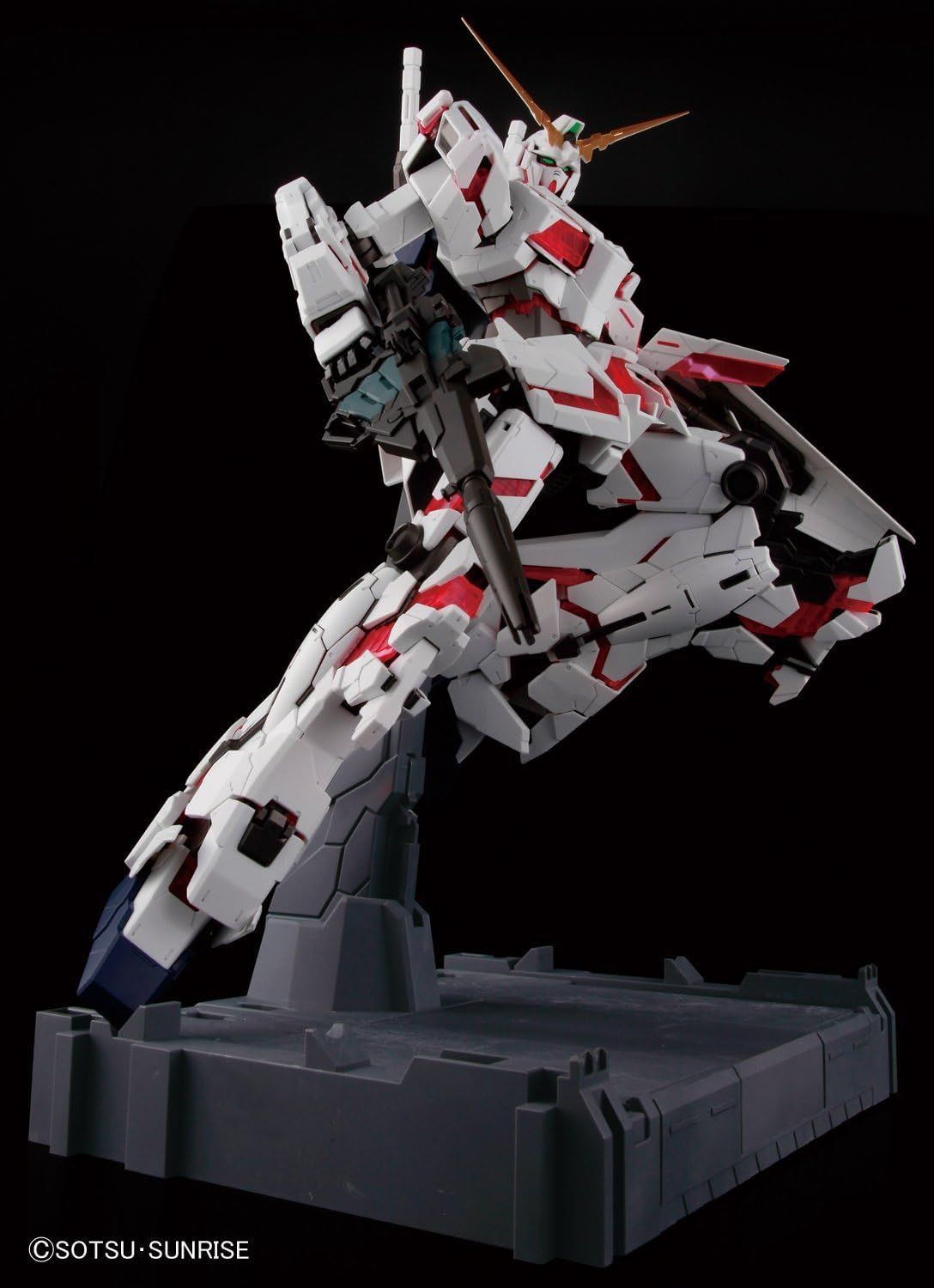 機動戦士ガンダムUC RX-0