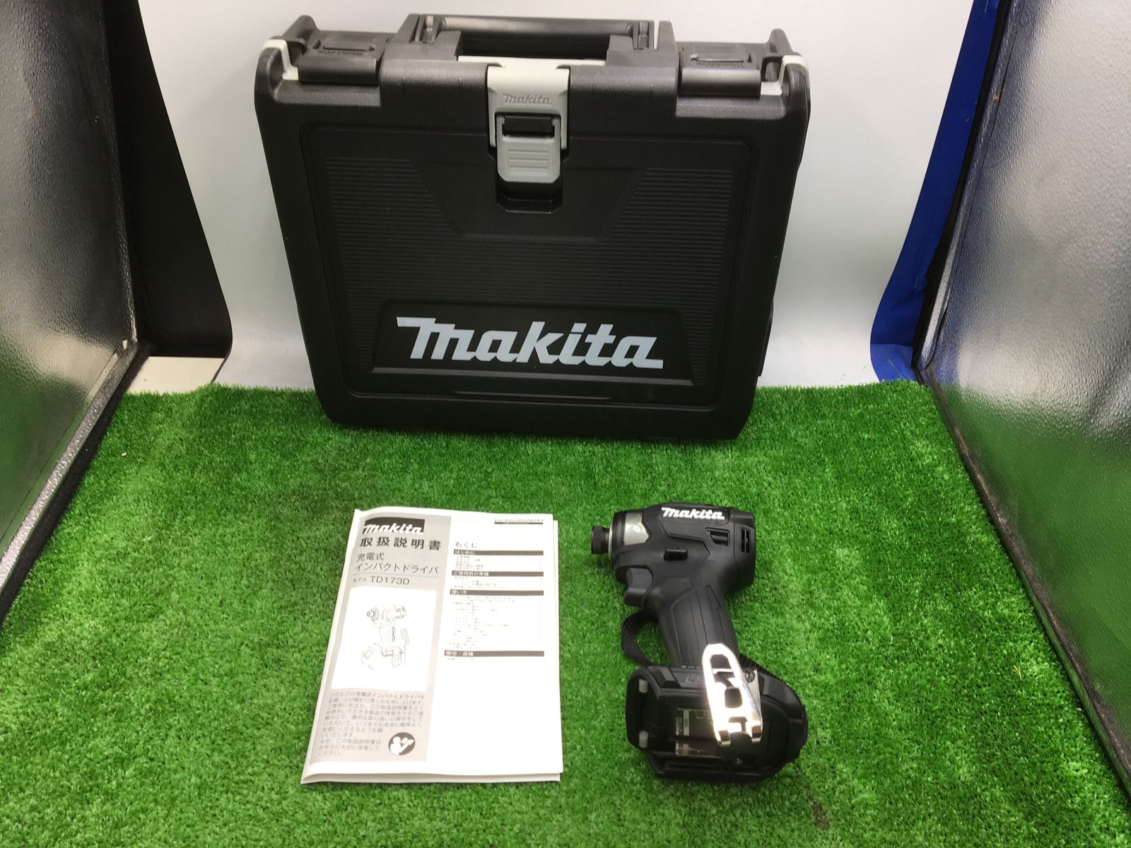 【未使用！】 【領収書発行可】[本体+ケースのみ]Makita/マキタ 18v充電式インパクトドライバ TD173DZB+ケース [黒/Black] [IT9V8PQ65Q8K][エコツール岡崎インター店]
