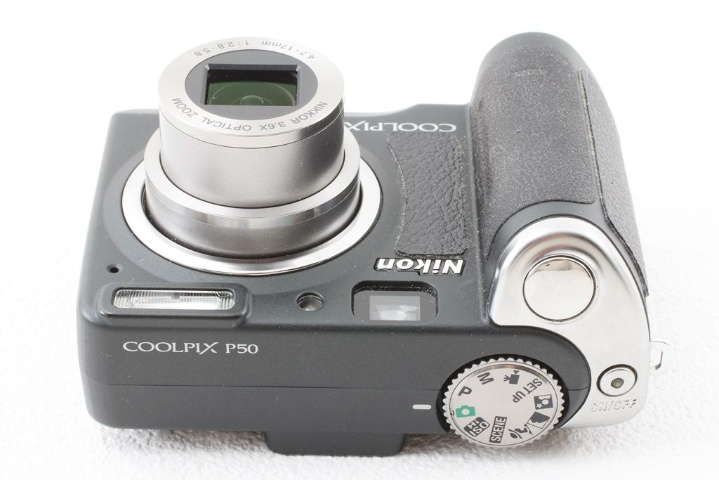 COOLPIX P50