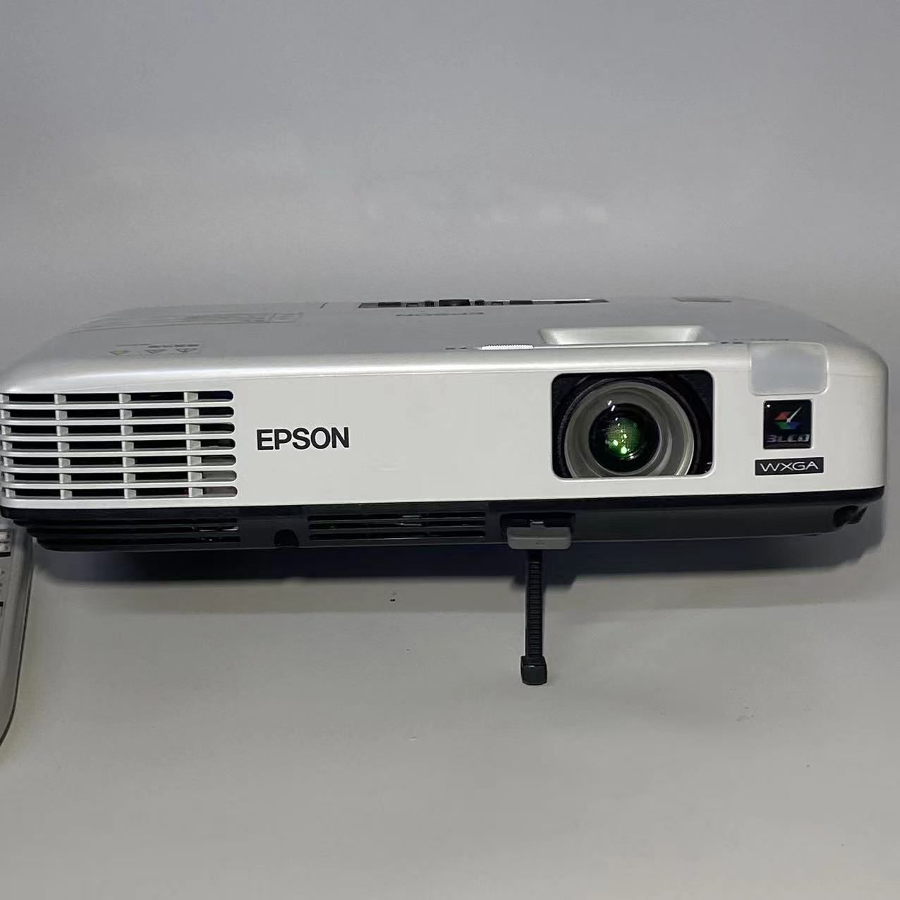 レンタル] エプソン オフィリオ プロジェクター EB-1735Wのお試し・サブスク｜宅配レンタル・リースで借りる - Rentio[レンティオ]
