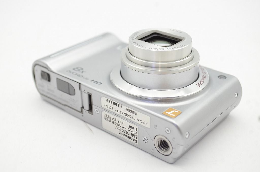 3 コンパクトデジタルカメラ