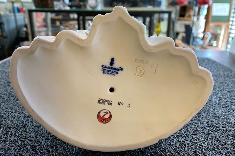 リアドロ LLADRO ビアリッツの貴婦人 Dama Biarritz DAISA 人形 置物