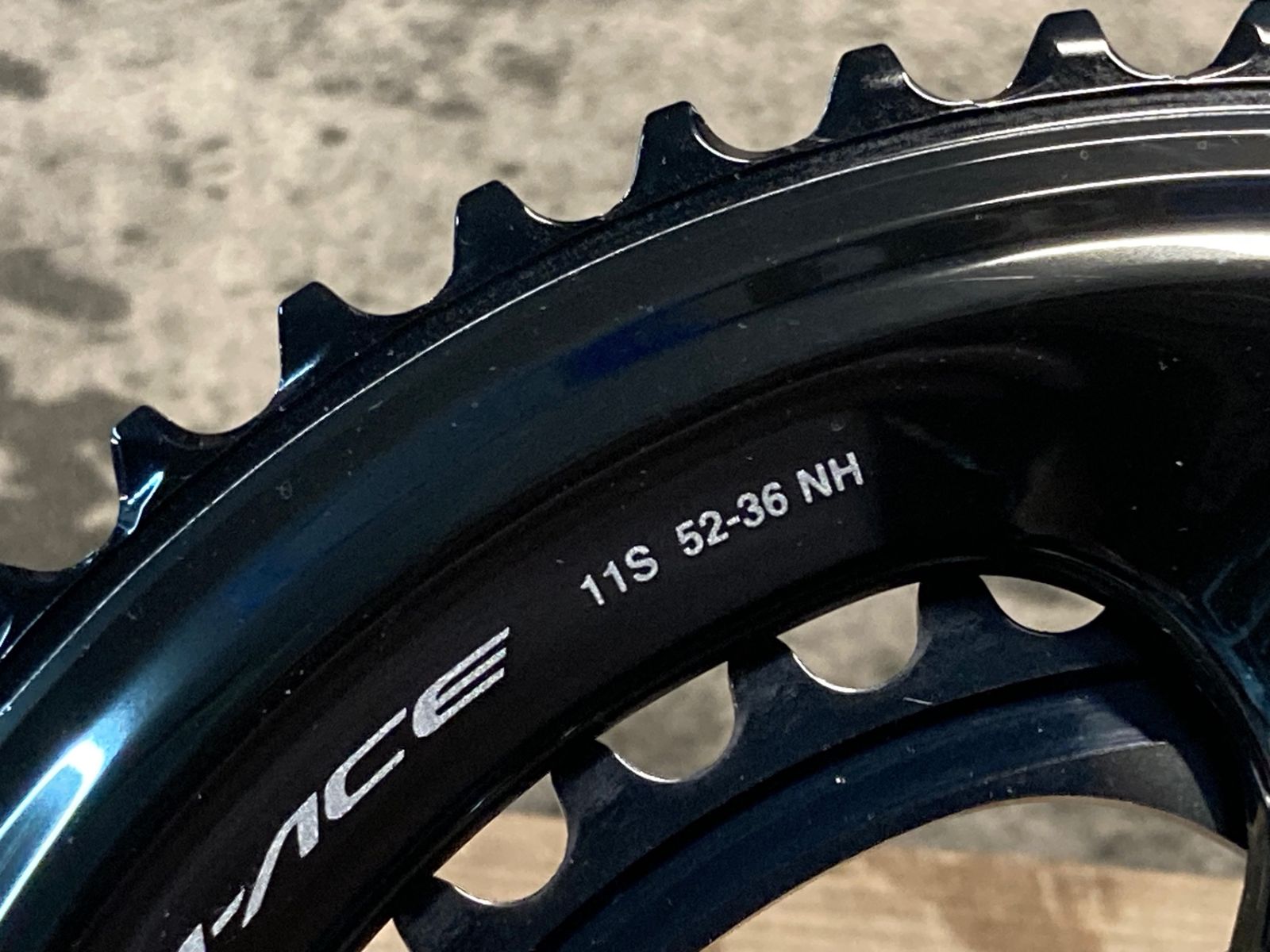 IP568 シマノ SHIMANO デュラエース DURA-ACE FC-09 クランクセット 52