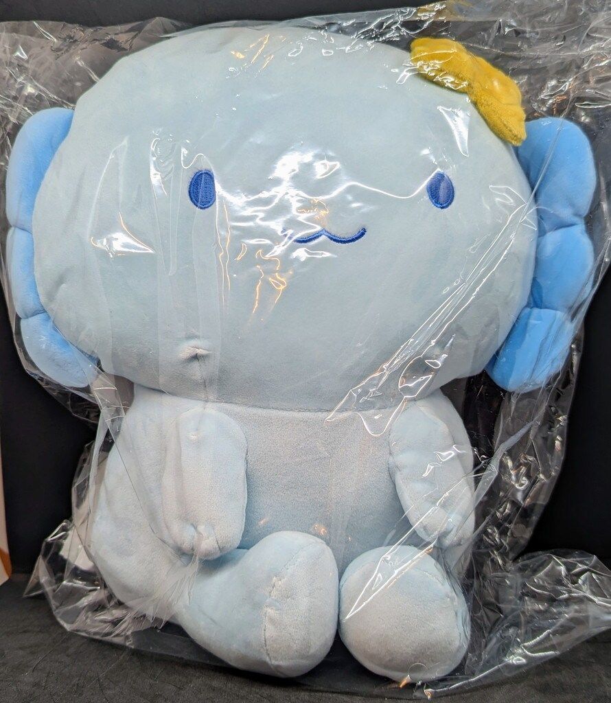 ホロライブ　うぱお　ぬいぐるみ　天音かなた 新品！ホロライブ 天音かなた うぱお実装記念 うぱお ぬいぐるみ