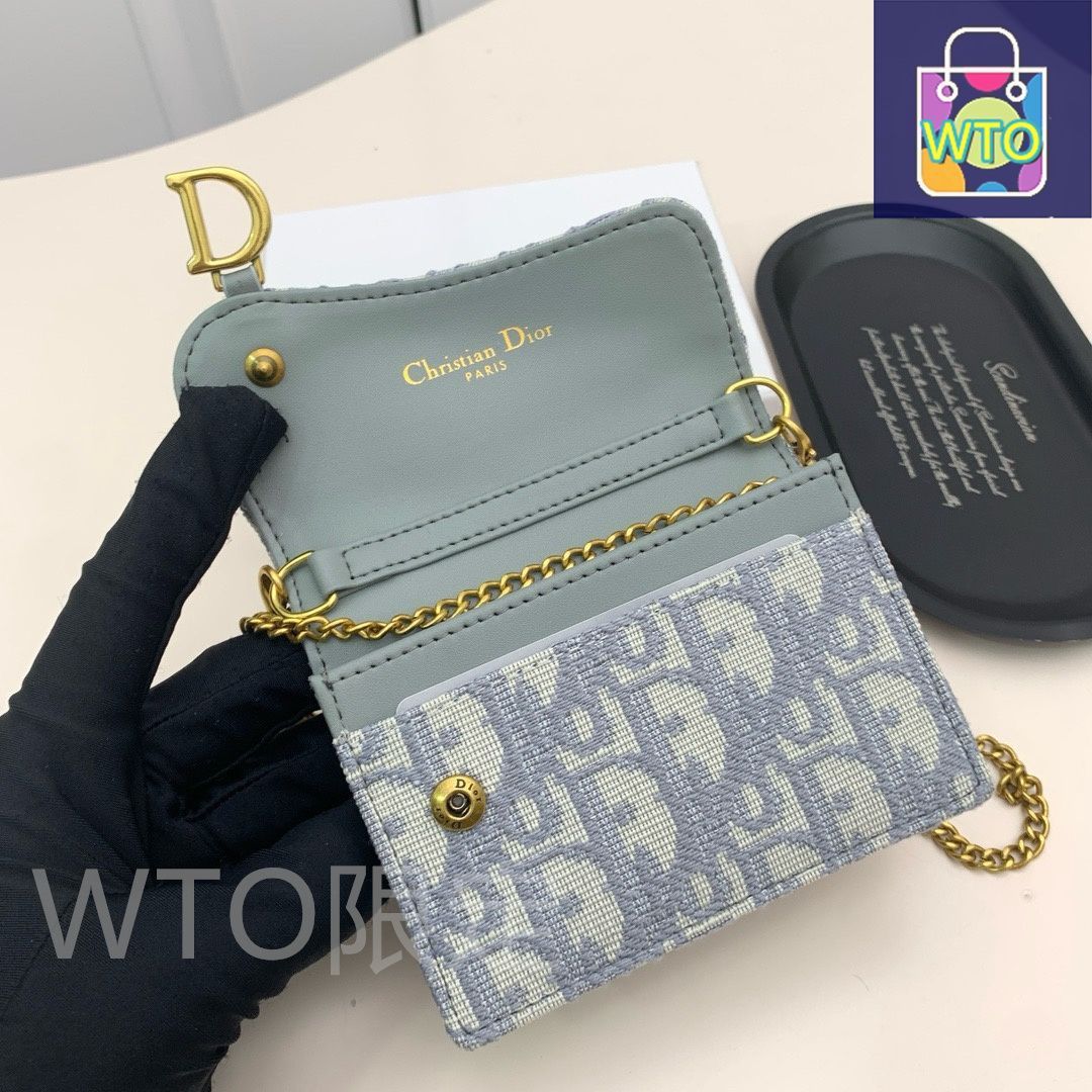 ✨美品✨ ディオール サドル Dロゴ レディース 三つ折り財布 ライトブルー クリスチャンディオールサドルウォレット コンパクトウォレット