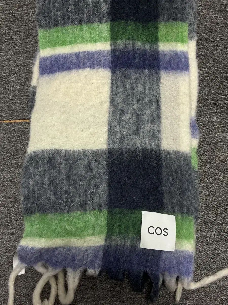 cos モヘア マフラー
