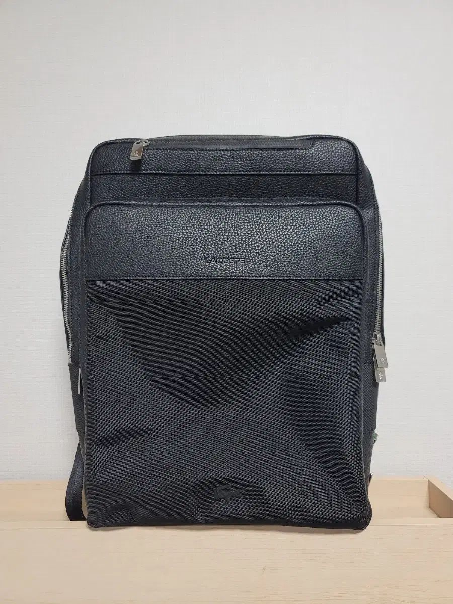 【雷市場（ポンジャン）商品韓国直送】 LACOSTE(ラコステ) 市裁判所 リュック リュックサック