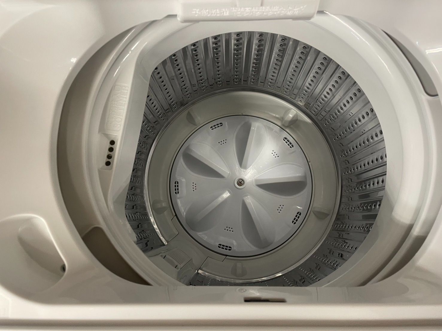 大阪送料無料☆3か月保障付き☆洗濯機☆ヤマダ☆5.5kg☆2023年☆YWM