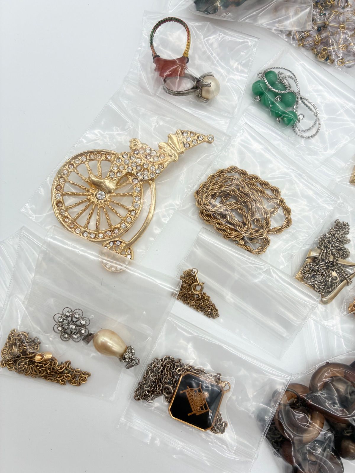 イミテーション アクセサリー まとめ売り M00477 - メルカリ