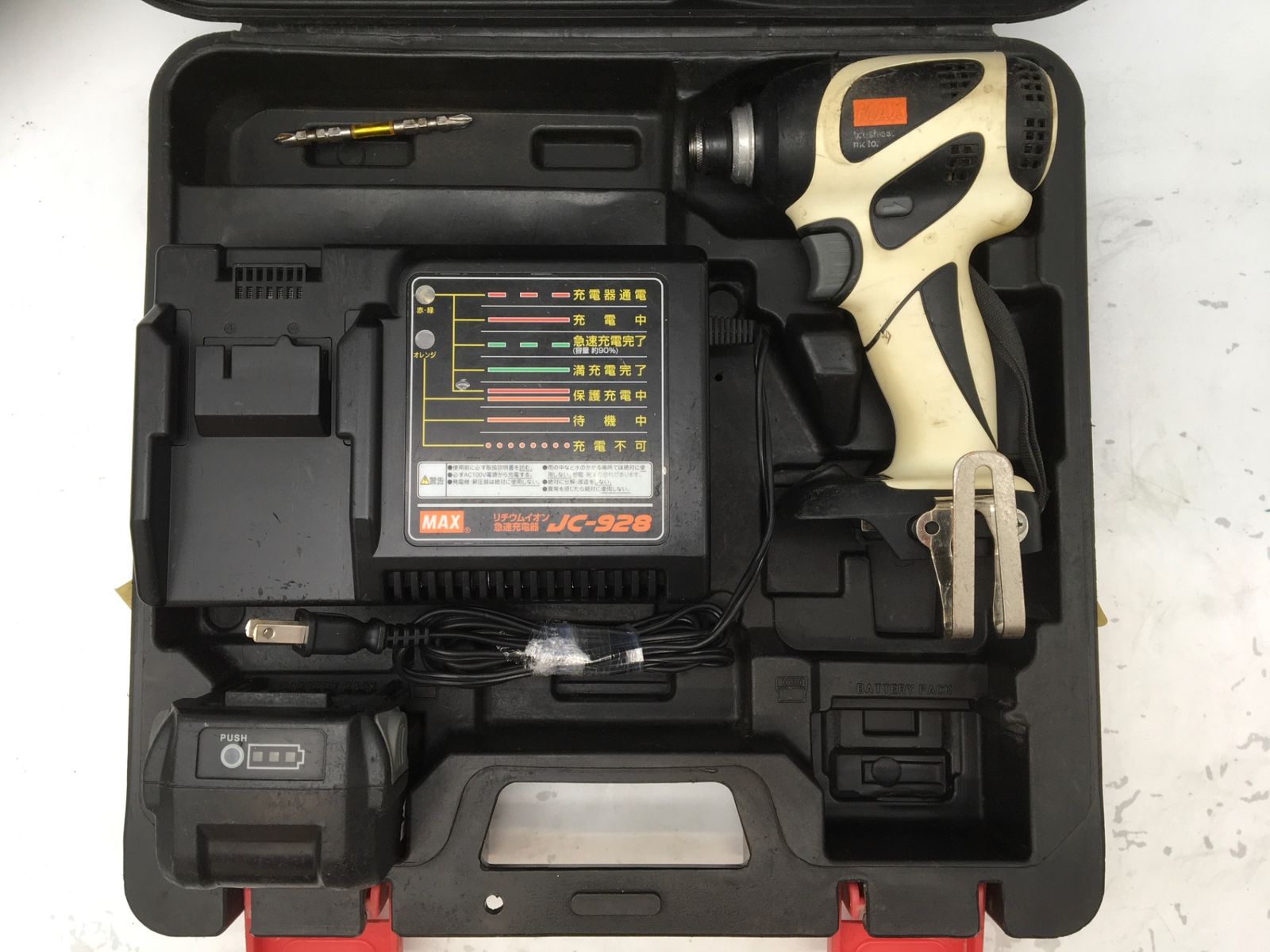 中古品】☆マックス(MAX) インパクトドライバ 【14.4Vﾘﾁｳﾑｲｵﾝ電池ｼﾘｰｽﾞ 