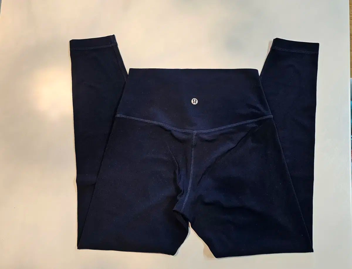 lululemon ルルレモン