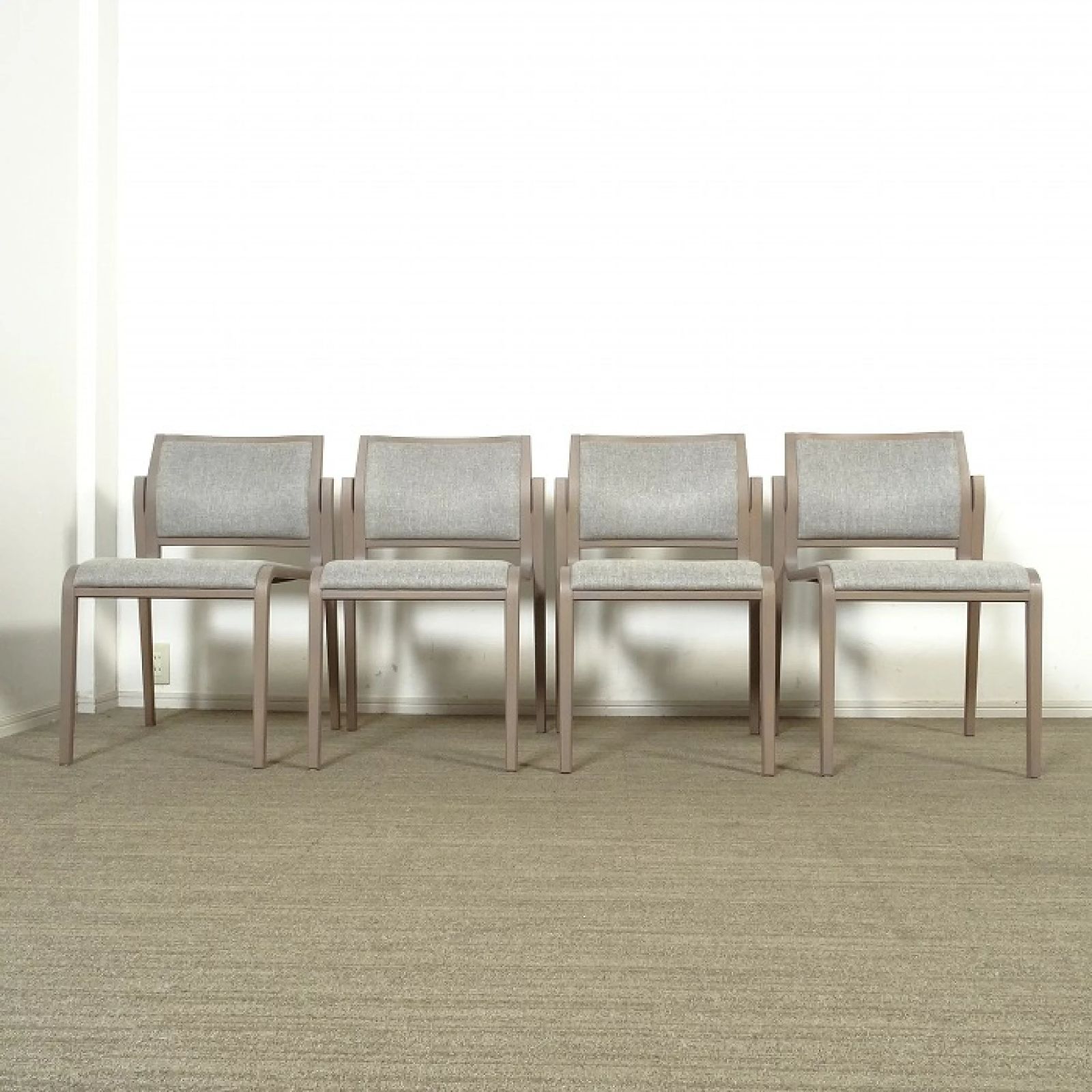 ■展示品■arflex/アルフレックス■AURORA/アウロラ■ブラックウォールナット■モダン■ダイニングテーブル■24万■ssx66a ◾︎SELUNO◾︎ 展示良品arflex アルフレックス AURORA アウロラ