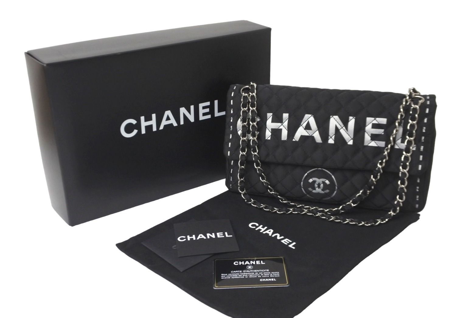 シャネル ココマーク ナイロン ポーチ ブラック 美品】 CHANEL シャネル ココマーク マトラッセ ナイロン ポーチ 黒