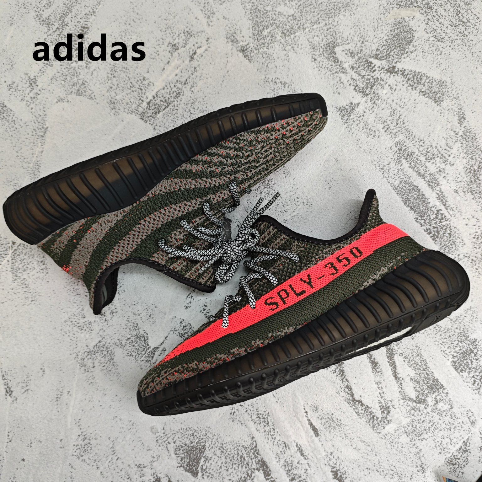 新品 未使用 Adidas Yeezy Boost 350 V2 Core Black Red 男女兼用 ...