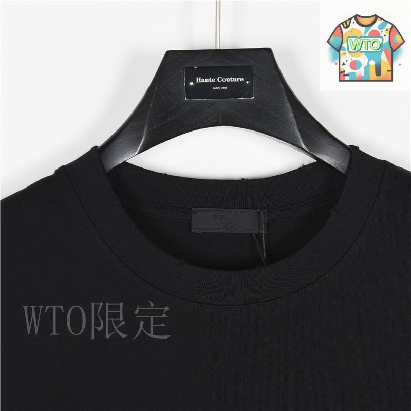 【25SS】新作 ロゴ入り カシミヤ Tシャツ ◆プラダ◆人気 今日特価】Prada / プラダ 25ss 胸元アルファベットロゴ T