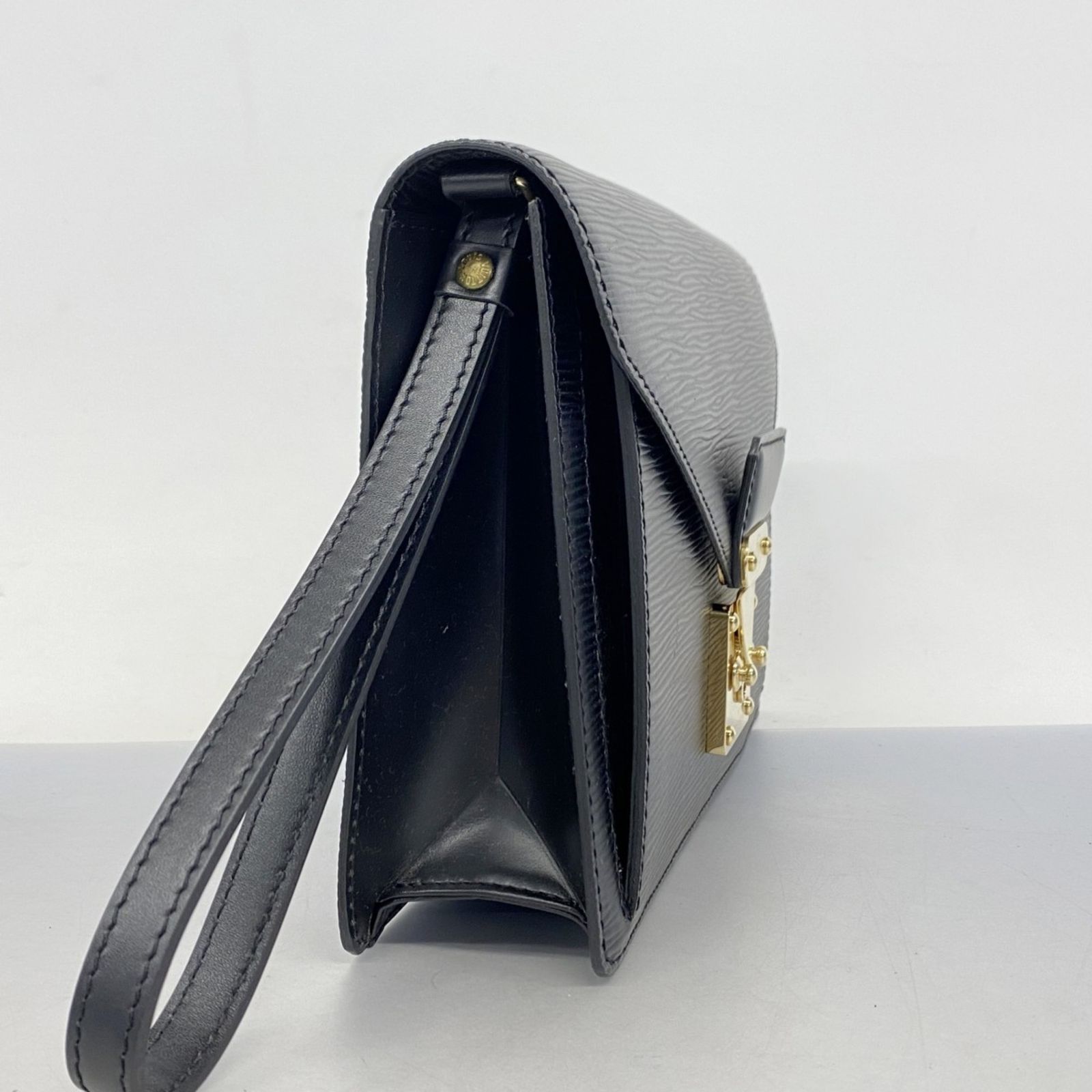 ルイヴィトン エピ セリエドラゴンヌ ルイヴィトン エピ セリエ