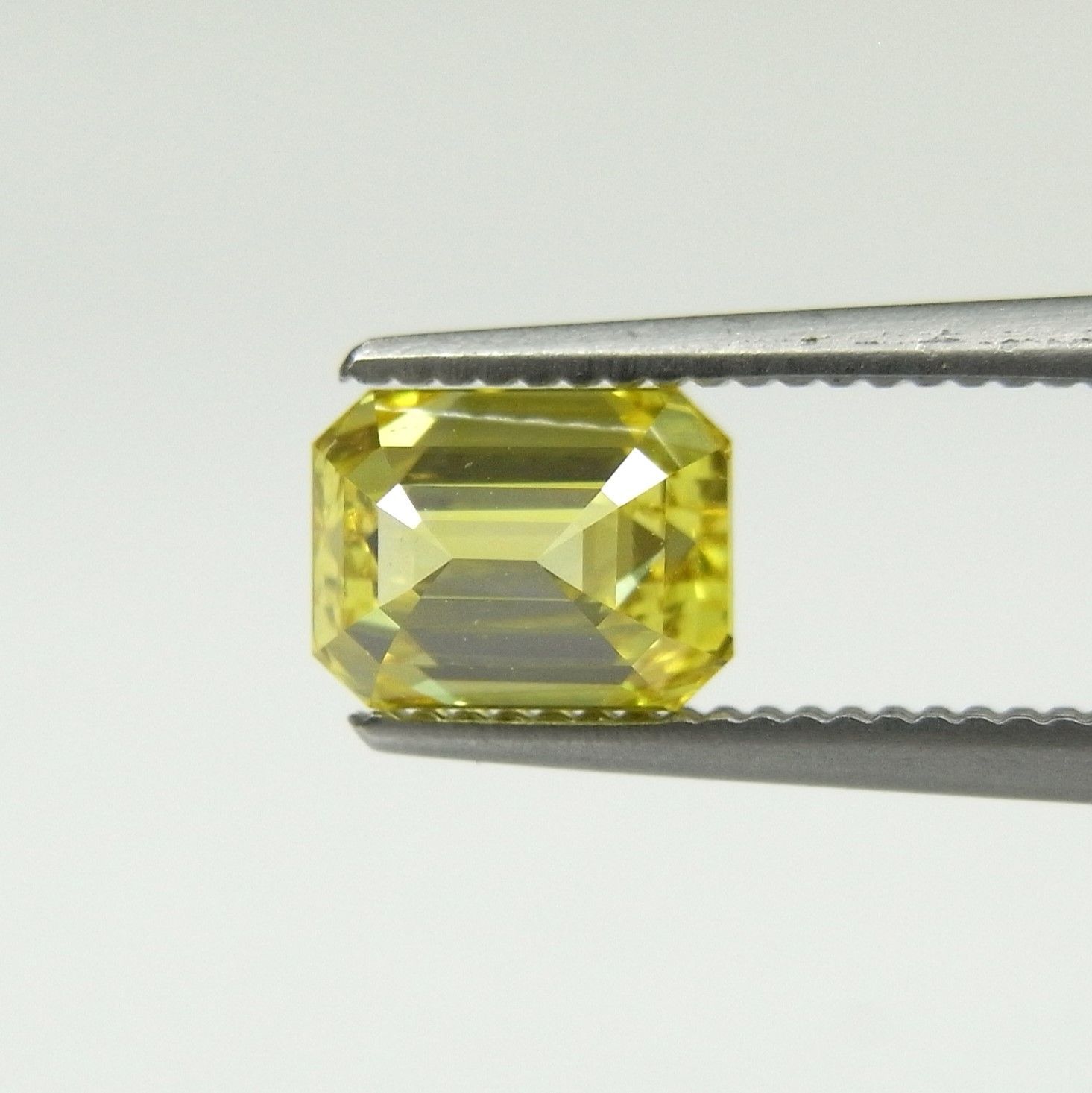 エメラルドラボグロウンダイヤモンド1.00ct E-VS1 店舗限定】ラボグロウンブルーダイヤモンド0.179ct (FIGB,VS1