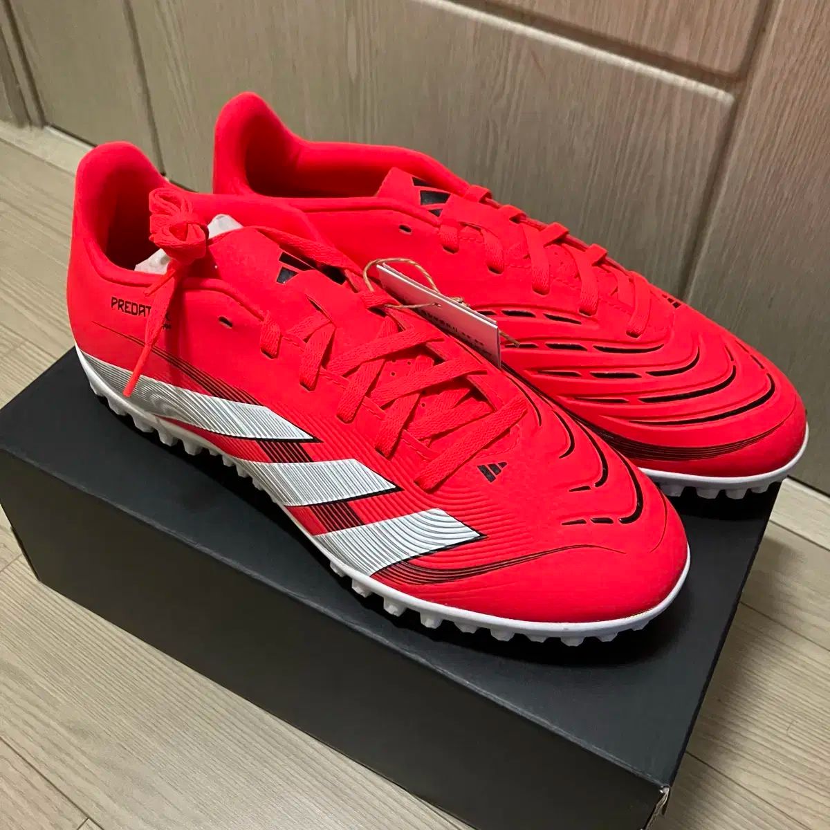 サッカーシューズ 270 adidas アディダス プレデター クラブ