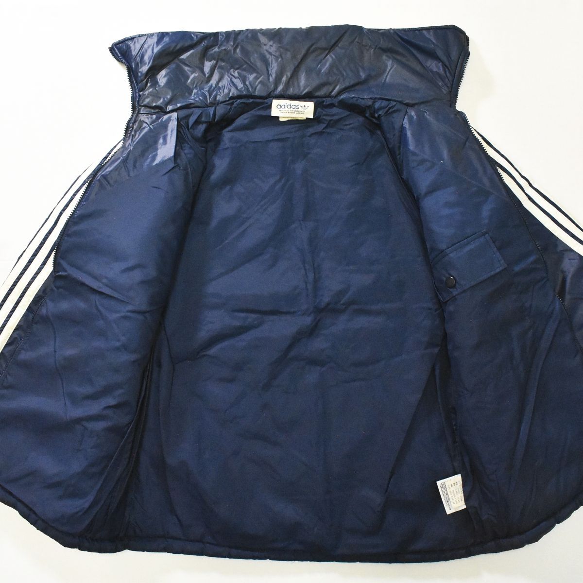 80s アディダス adidas スキー中綿 線 ジャケット ジャンパー 80s アディダス adidas 中綿 ナイロン スキージャケット L 紺x白