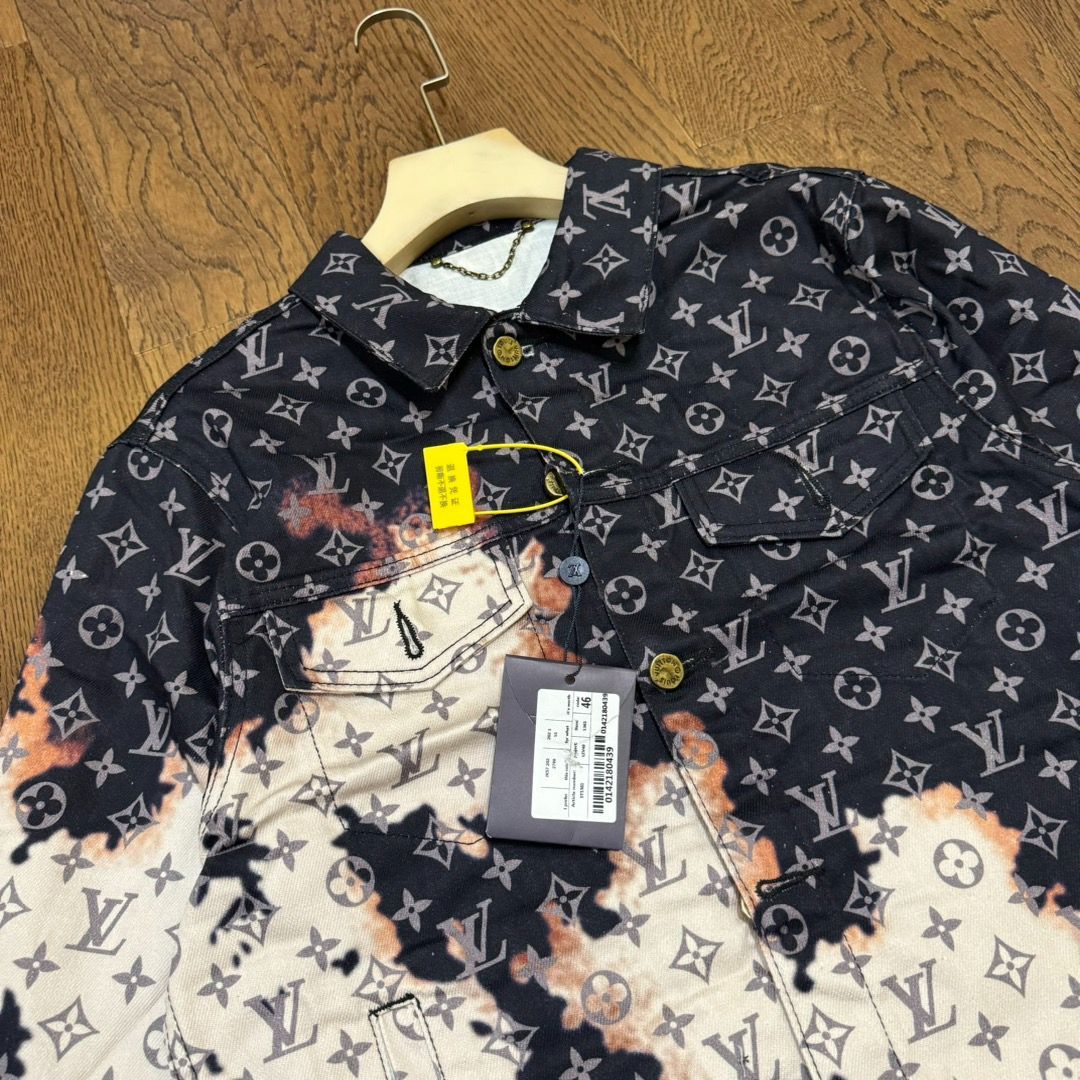 【ヴィンテージ風でお洒落♪】LV ★モノグラムデニムジャケット LOUIS VUITTON ルイヴィトン 22AW クラシックモノグラム デニム