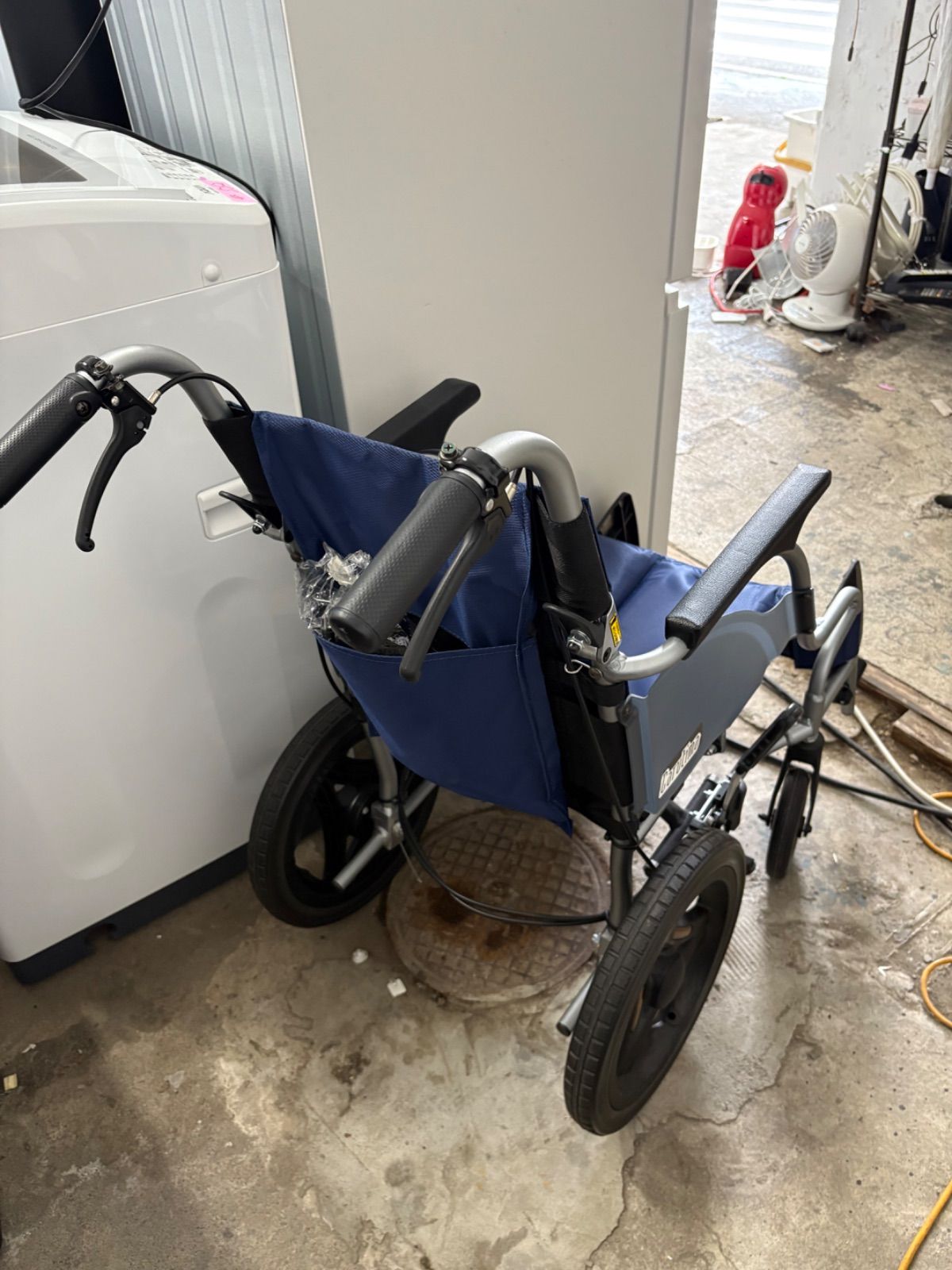 Miki CRT-6 Lo 介助型 車椅子