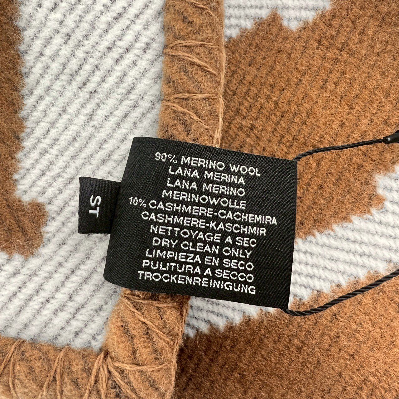 エクリュ キャメル