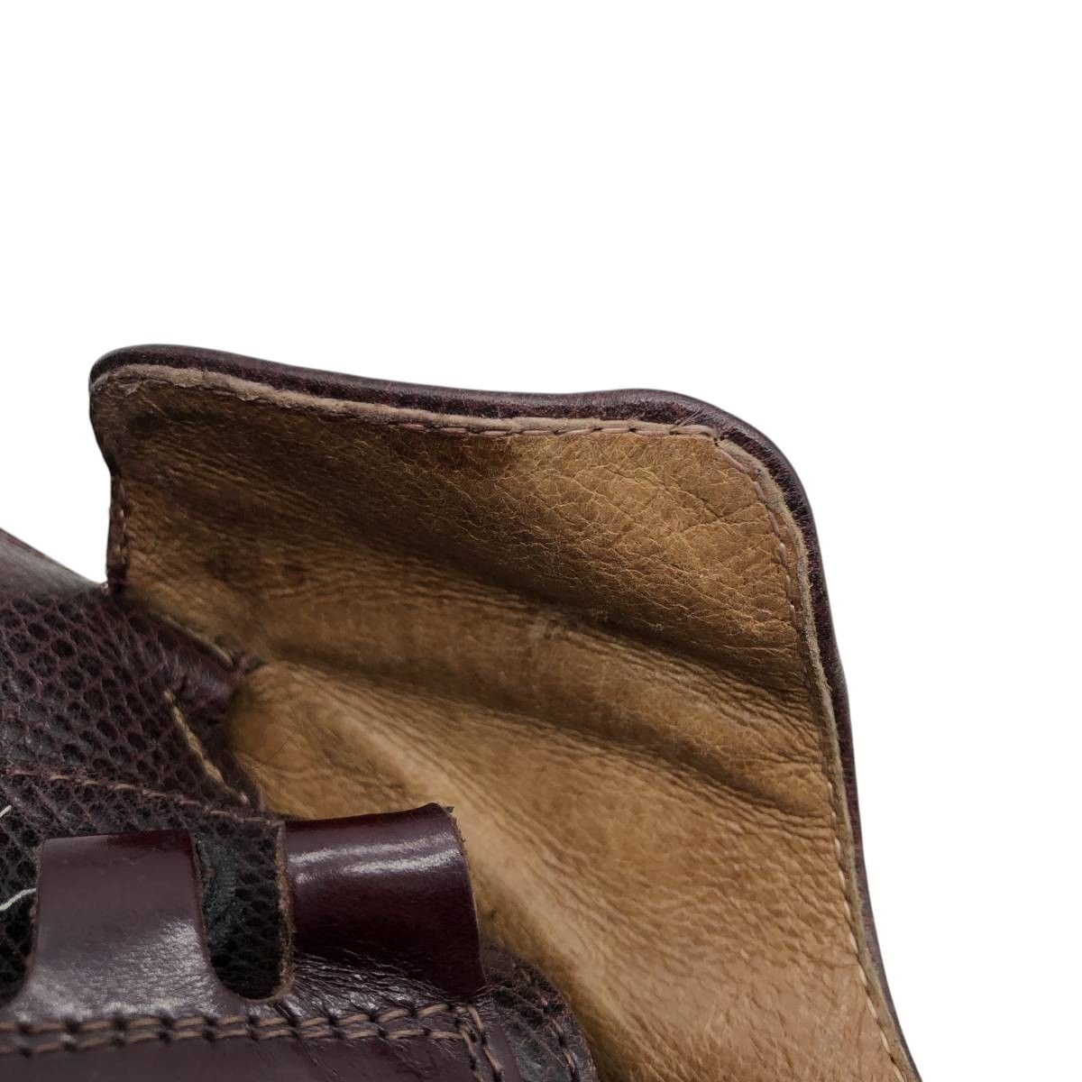 Uチップシューズ