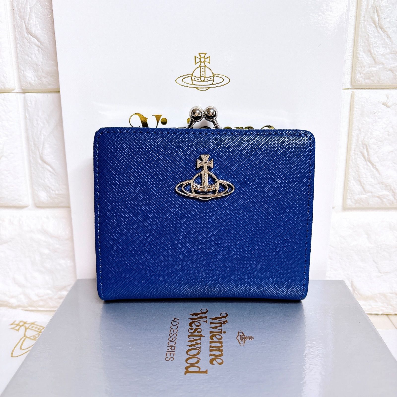 vivienne westwood 財布 二つ折り ヴィヴィアン オーブ Vivienne Westwood ヴィヴィアン ウエストウッド 財布 二つ折り