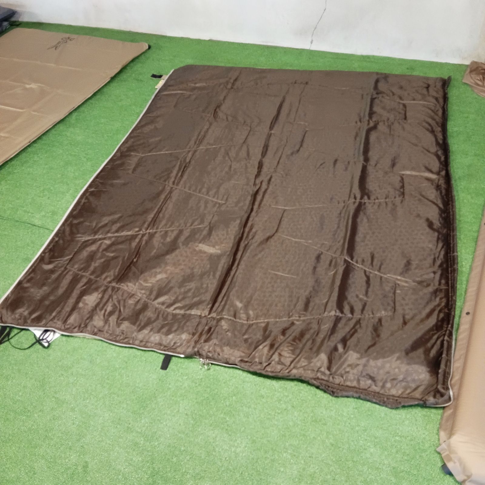 【LOGOS】丸洗い寝袋ファミリー・10 ナバホ 寝袋 Amazon.co.jp: ロゴス(LOGOS) 丸洗い寝袋ファミリー・10(ナバホ