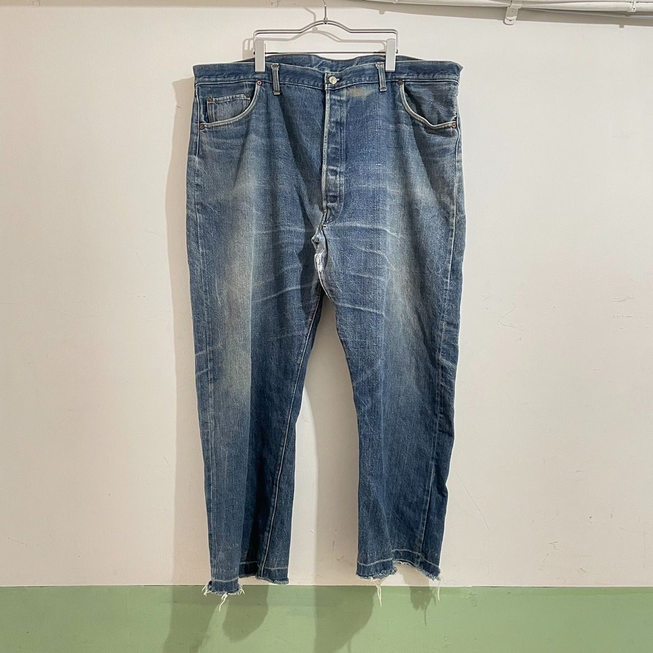 LEVIS 501 66前期BIG SIZE 股リペアあり UT-24-1002