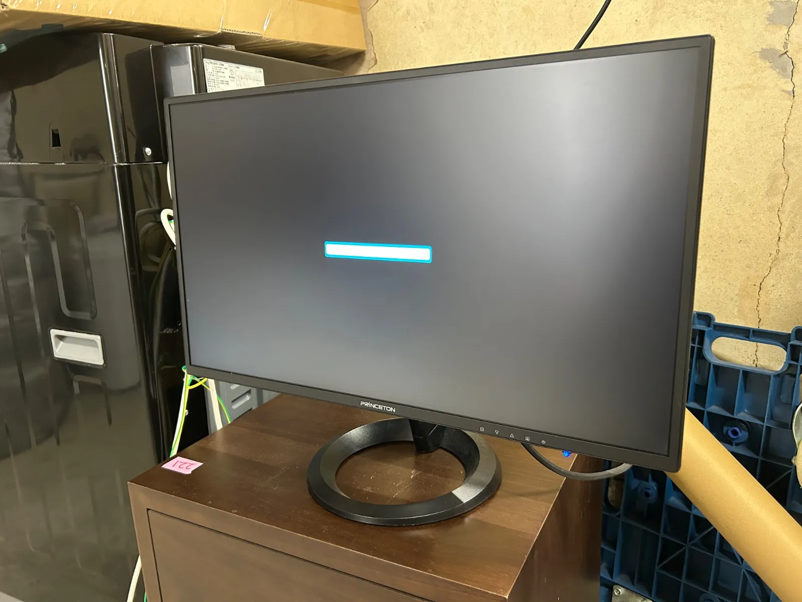 プリンストン製　23インチ液晶ディスプレイ Amazon.co.jp: プリンストン 広視野角白色LEDバックライト 23.8