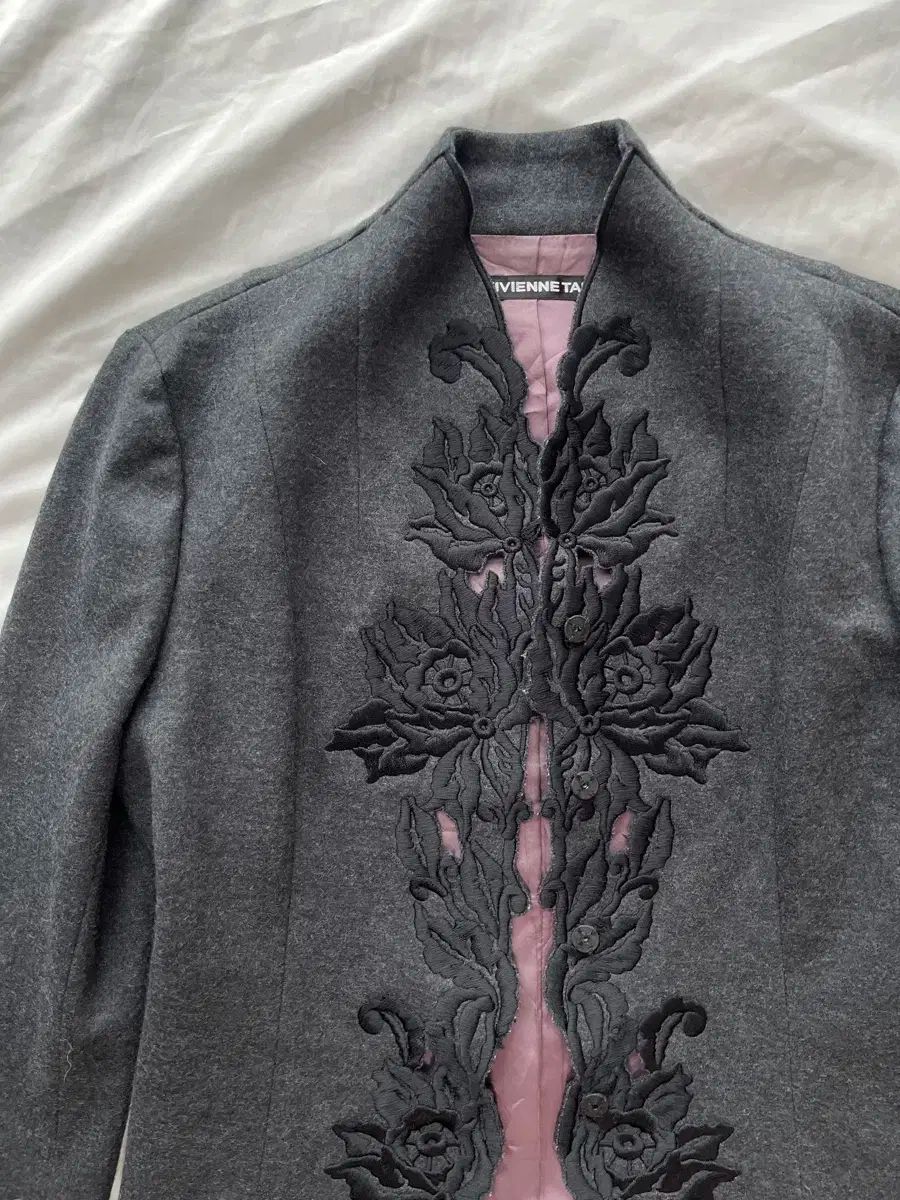 ビビアンタム フラワー 刺繡 ウール ブレザー ジャケット