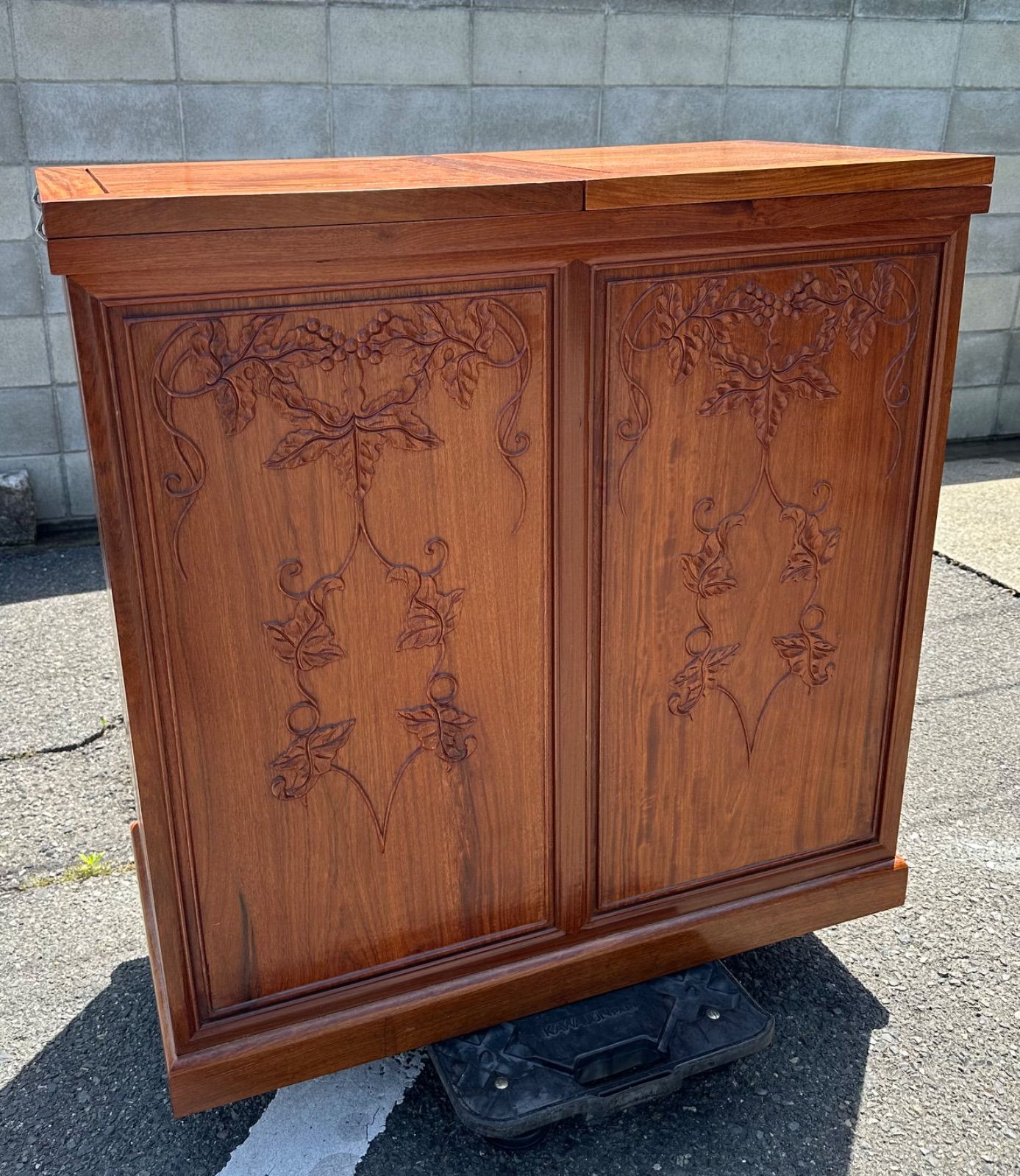 ビンテージ花梨バーカウンターワインラックサイドボードバーキャビネット