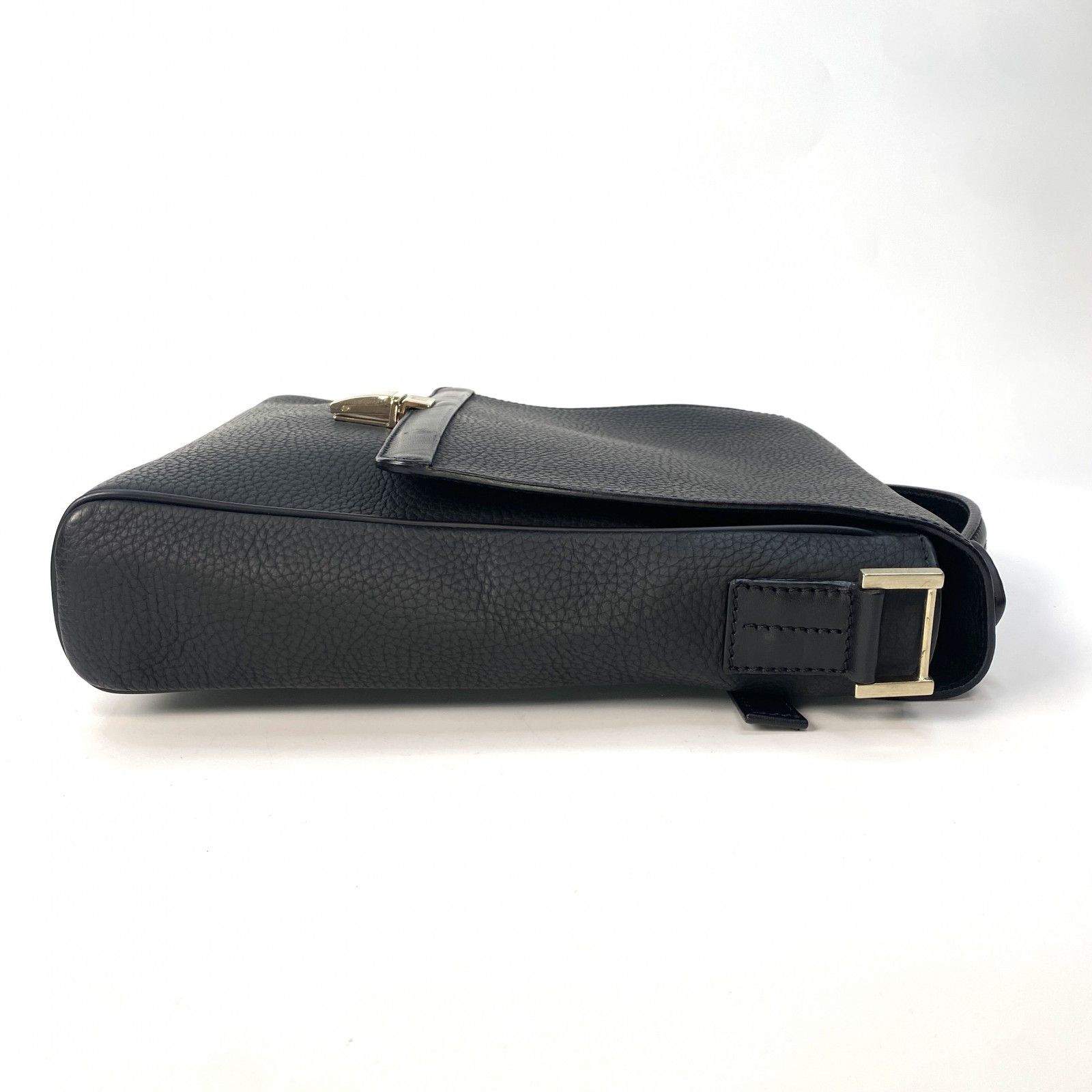 【ダンヒル】美品オールレザー 牛革サフィアーノ ショルダー ロゴプレートブラウン ダンヒル】美品オールレザー 牛革サフィアーノ ショルダー ロゴ