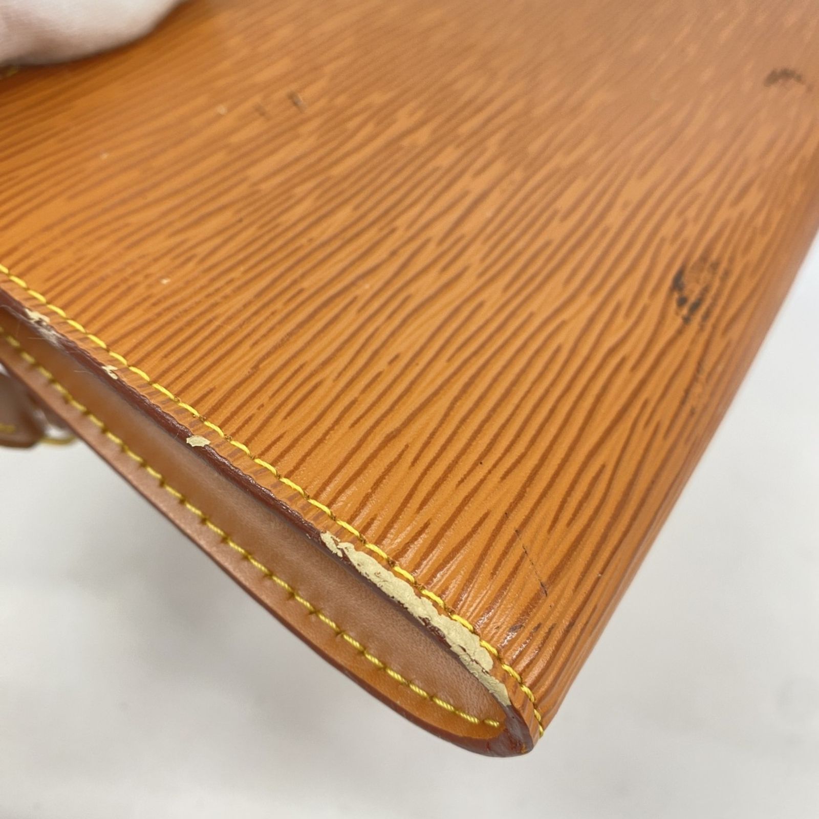 ルイ ヴィトン Louis Vuitton ルイ ヴィトン ポーチ エピ ポシェットアクセソワール M52948 ジパングゴールド レディース DECORATOM_COM_BR