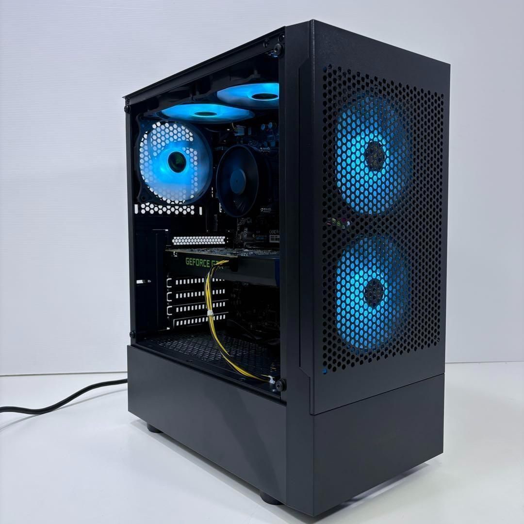 自作ゲーミングPC i7 7700 GTX1060 16GB SSD512GB ケース D947