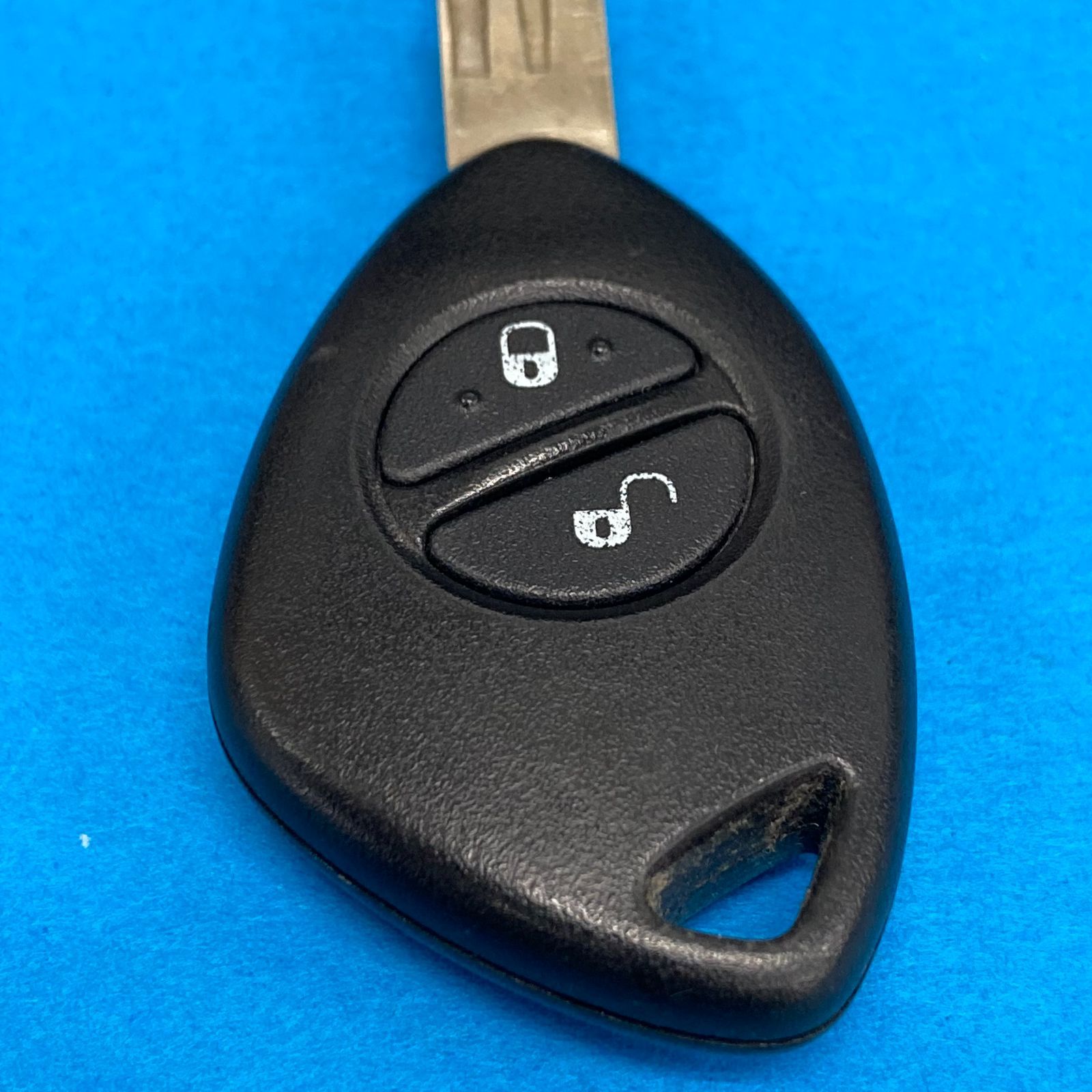 ☘ スバル サンバーバン TV2 キーレス スマートキー 2ボタン