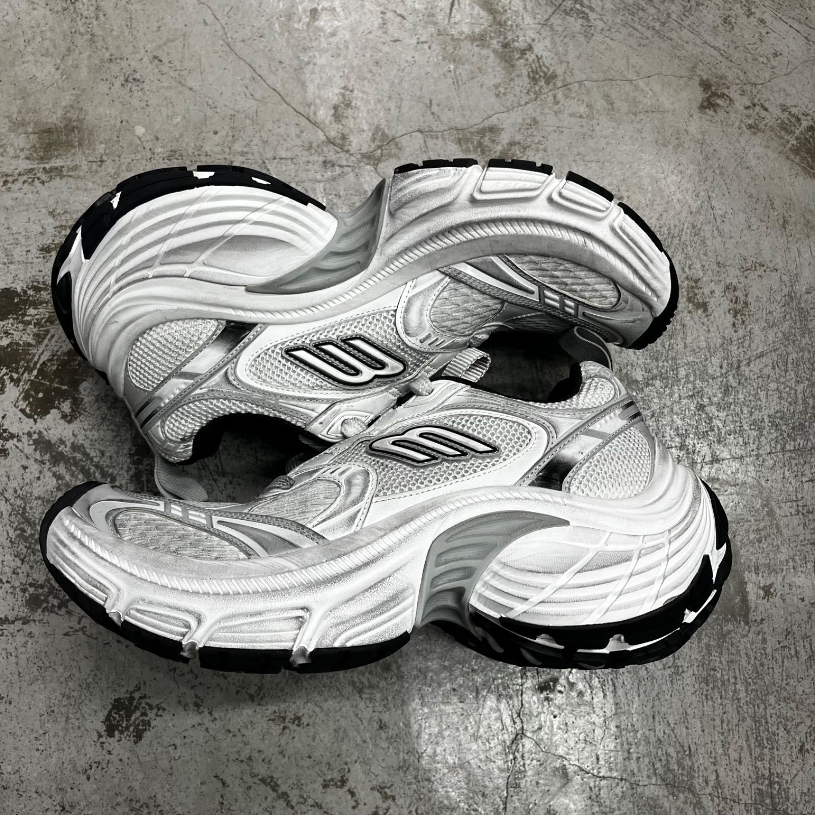 Balenciaga(バレンシアガ) ホワイト＆グレー 10XL スニーカー BALENCIAGA 10XL sneakers スニーカー 792779 バレンシアガ
