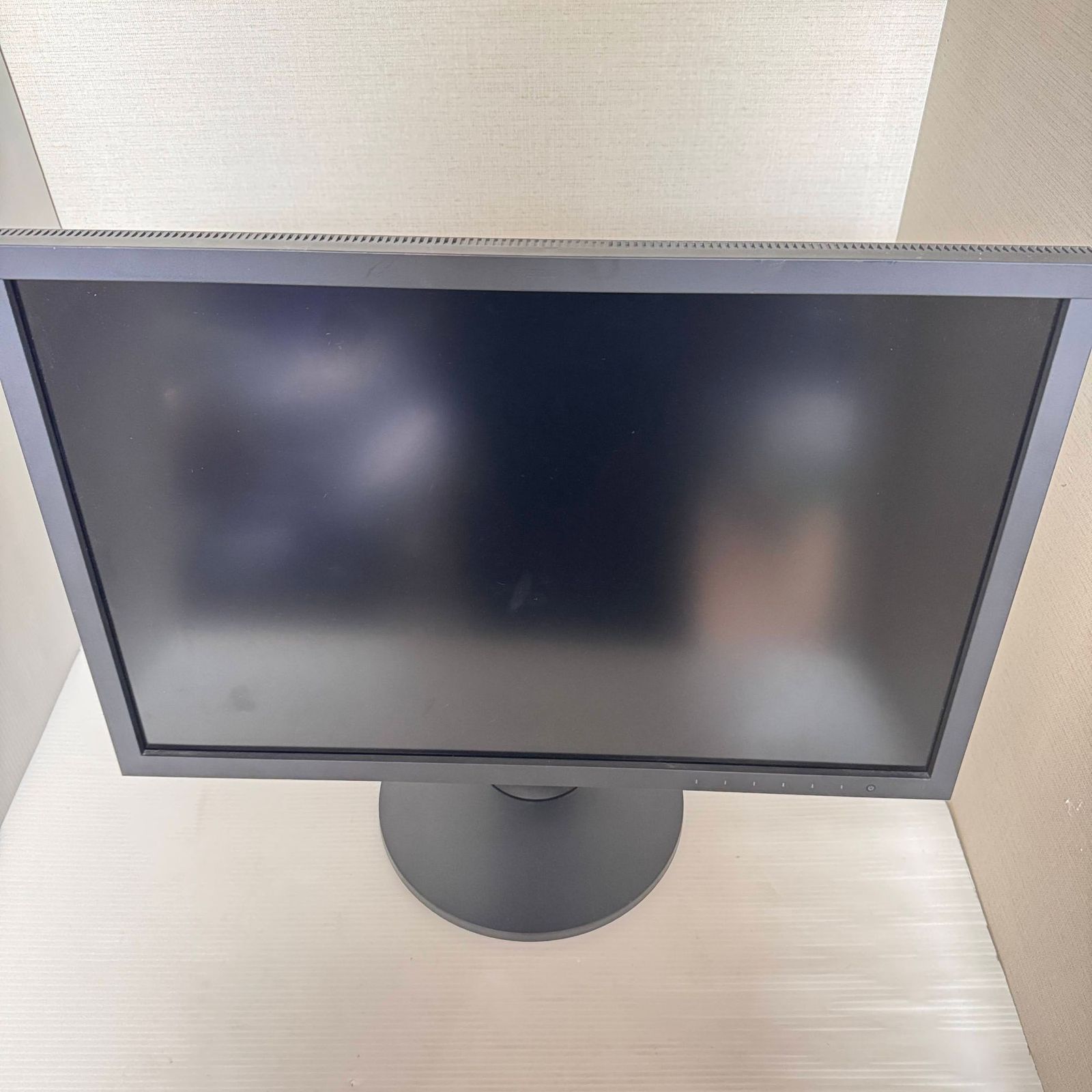 EIZO