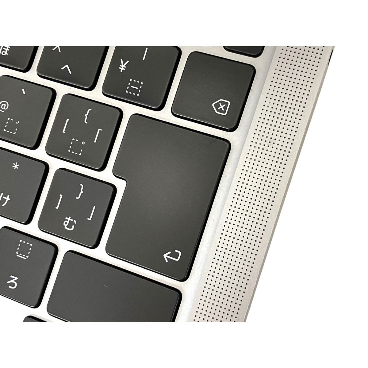 Apple MacBook Air M1 2020 13インチ ノート PC 8GB SSD 256GB Apple MacBook Air M1 2020 13インチ ノート PC 8GB SSD 256GB