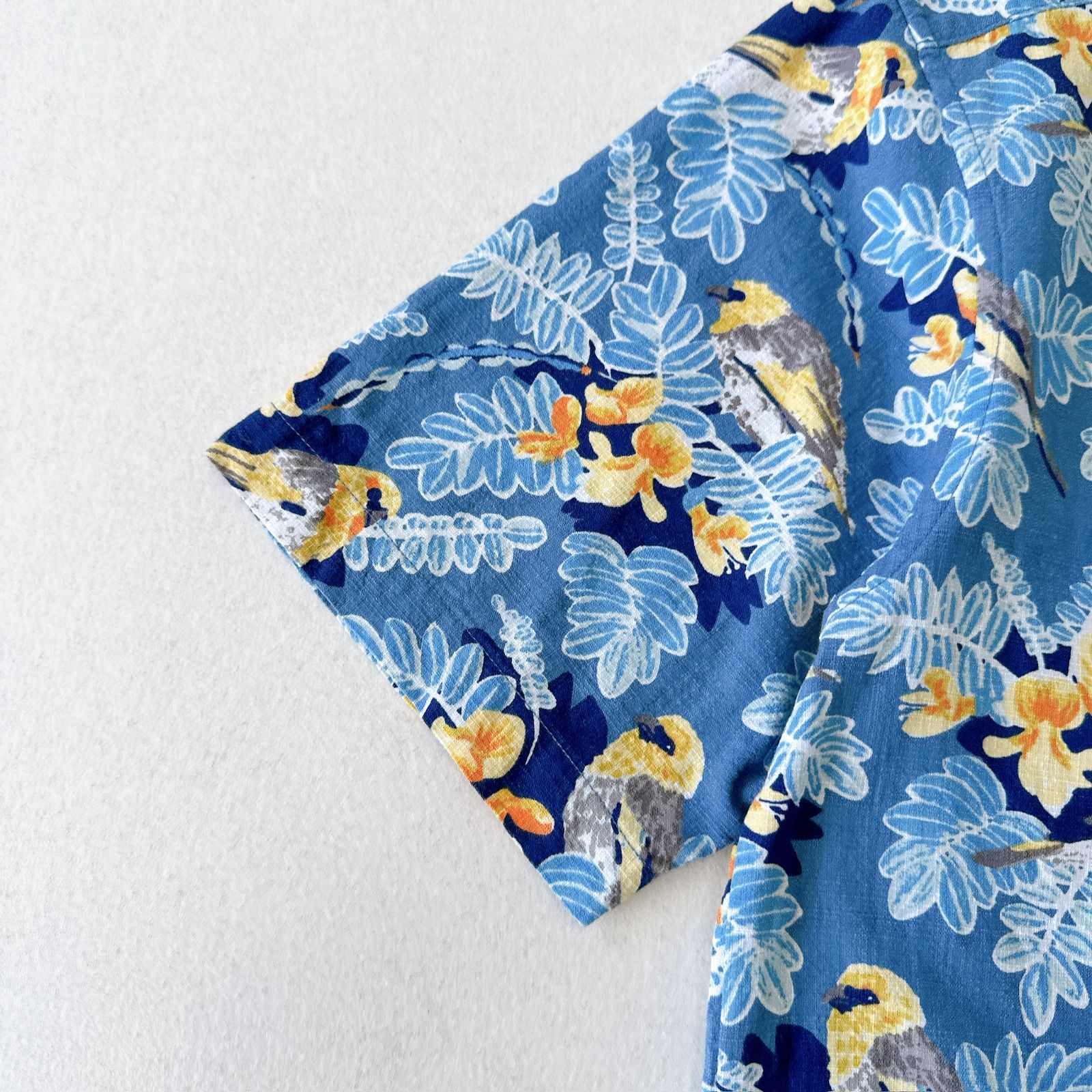 美品 パタロハ 16年 限定 花 柄 アロハ シャツ M パタゴニア MNGB 美品 パタロハ 16年 限定 花 柄 アロハ シャツ M パタゴニア