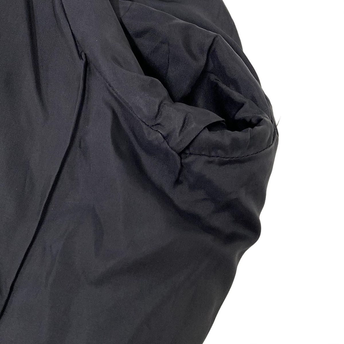 - ダークネイビー×黒