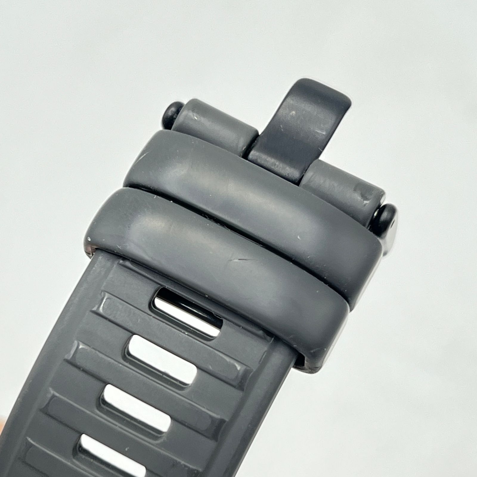 ガーミン インスティンクト