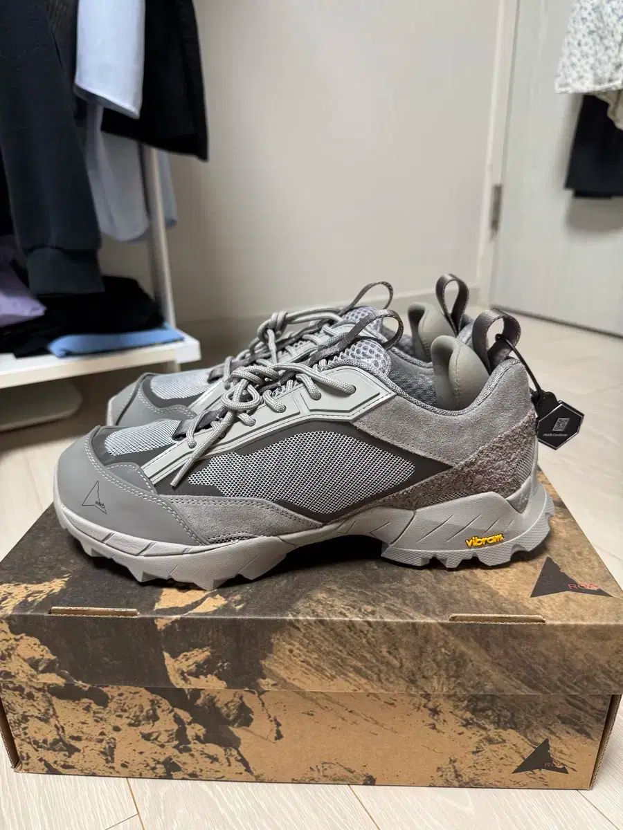 ROAハイキング ロック파 グレー 42サイズ