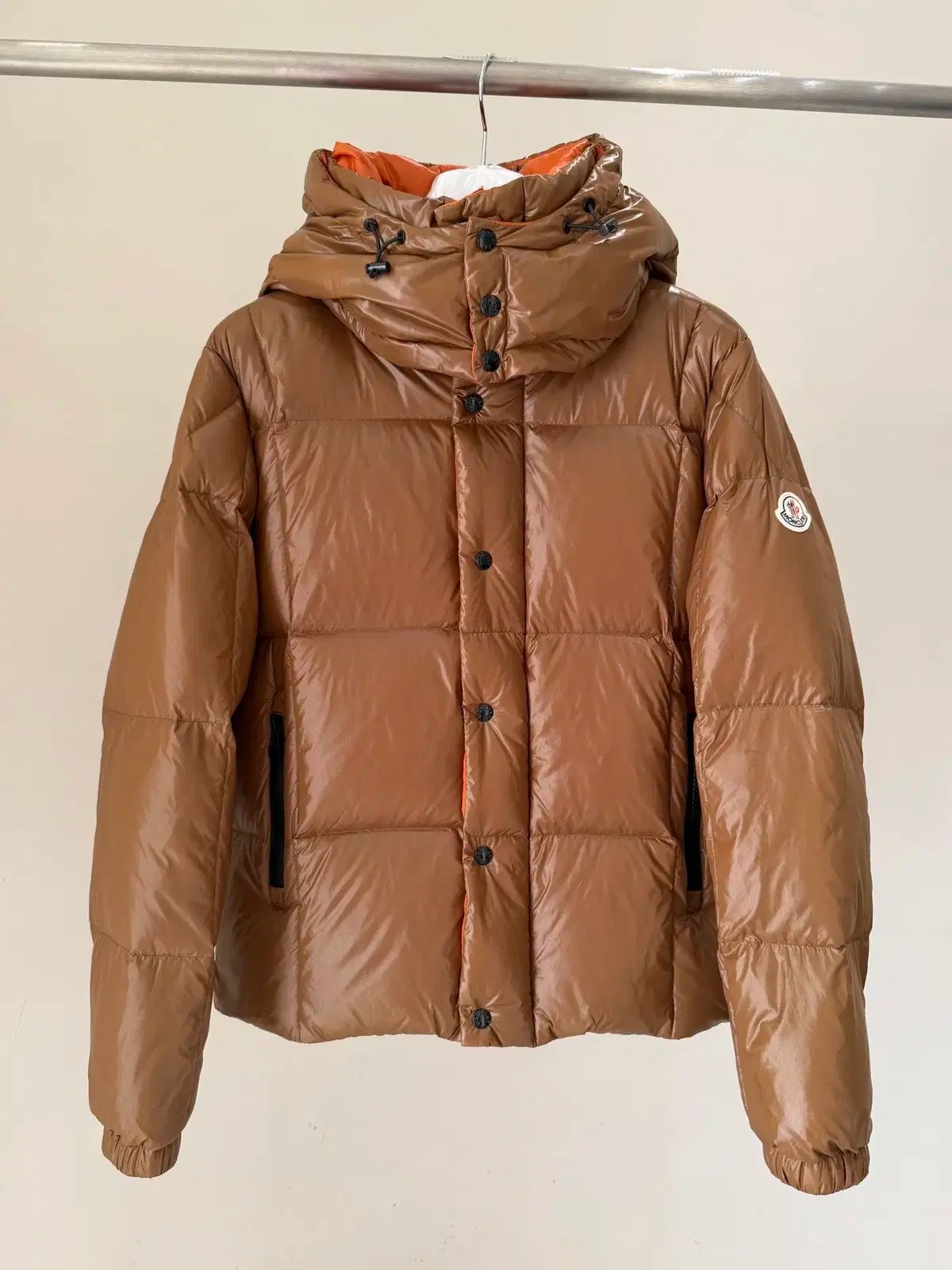 MONCLER モンクレール ユニセックス カジュアル ロゴ WHO フード ダウン